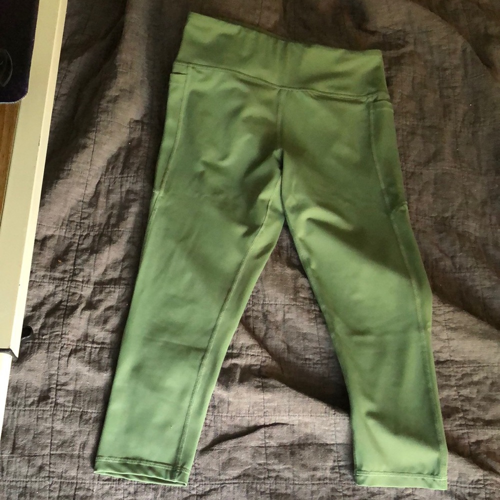 Senita jungle green 7/8 capris